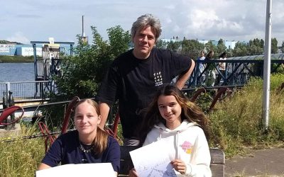 Evie en Lisa Joy op weg naar een mooi cijfer 